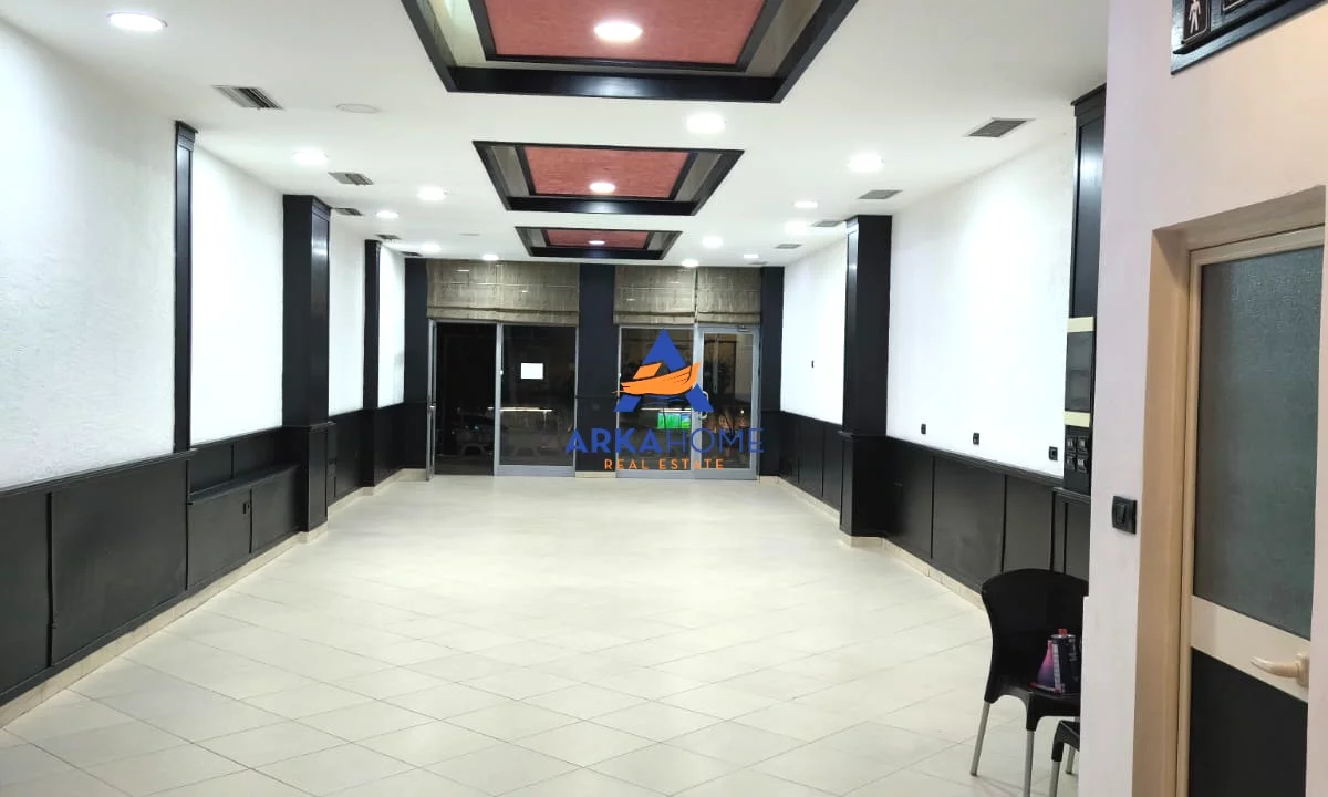 SHITET AMBJENT BIZNESI 105M2 "RRUGA MUHAMET DELIU, FRESK" 250.000 EURO