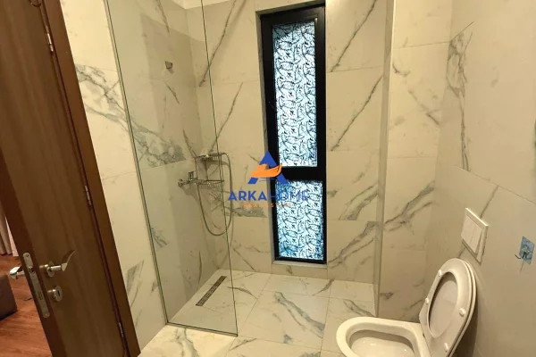 Shtepi me qera Apartament ne Tirane, 2+1, Mobilimi E mobiluar, Pagesa 746  Euro.