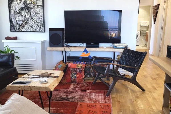Shtepi me qera Apartament ne Tirane, 2+1, Mobilimi E mobiluar, Pagesa 1,000  Euro.
