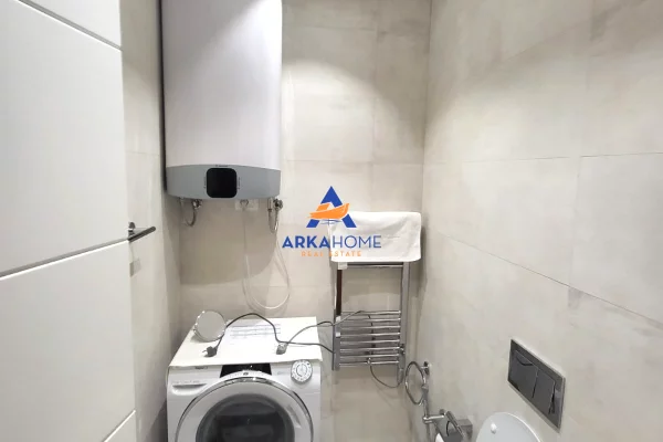 Shtepi me qera Apartament ne Tirane, 2+1, Mobilimi E mobiluar, Pagesa 1,000  Euro.