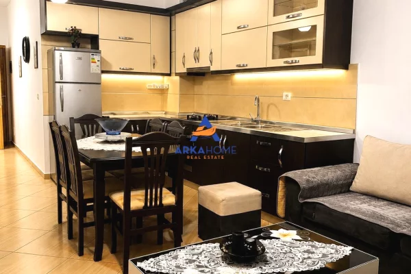 Shtepi me qera 1+1 ne Tirane - 447 Euro