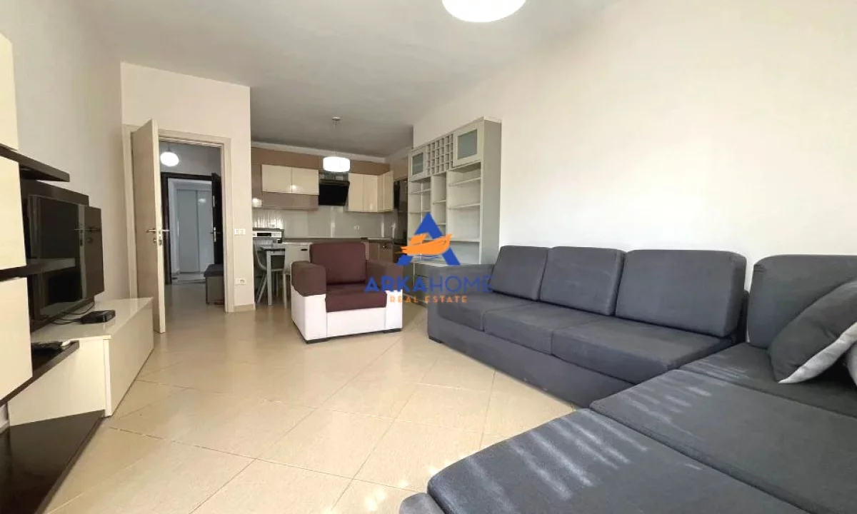 Shtepi me qera Apartament ne Tirane, 2+1, Mobilimi E mobiluar, Pagesa 639  Euro.