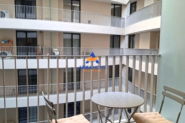 JEPEN ME QIRA STUDIO DHE APARTMENT ⁠1+1+BALLKON "GOLDEN TOWER, RRUGA MINE PEZA" 2100 EURO