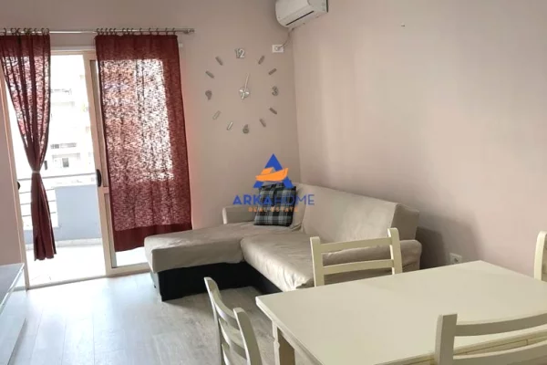 Shtepi me qera 1+1 ne Tirane - 600 Euro