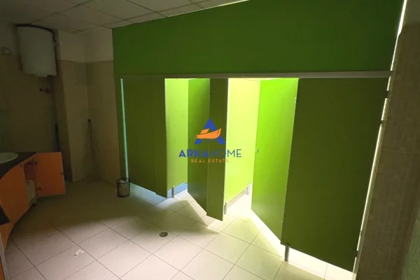 JEPET ME QERA NJESI BIZNESI 330M2 "LSI, BLLOK" 4500 EURO NETO