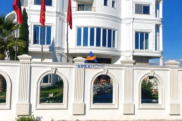 SHITET GODINE ME 3 KATE 1500M2 " RRUSHKULL, I POZICIONUAR MES TIRANES & DURRESIT" 2.000.000 EURO (I 