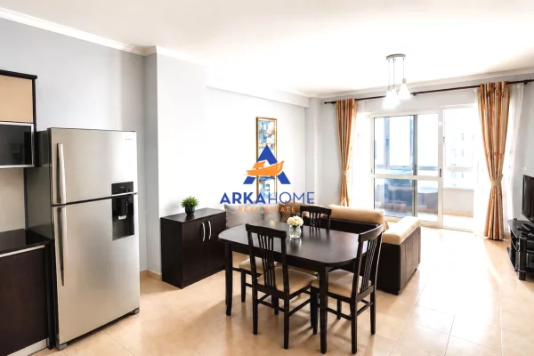 Shtepi ne shitje Apartament ne Tirane, 2+1, Mobilimi E mobiluar, Pagesa 165,000  Euro.