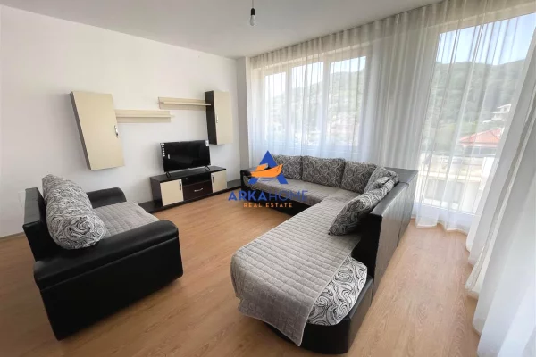 Shtepi me qera Apartament ne Tirane, 2+1, Mobilimi E mobiluar, Pagesa 426  Euro.