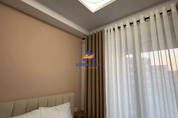 Shtepi me qera Apartament ne Tirane, 1+1, Mobilimi E mobiluar, Pagesa 554  Euro.