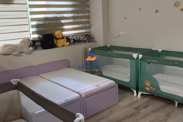 SHITET AMBIENT BIZNESI 140M2 "MBRAPA HOTEL RADISSON, LIQENI I THATE" 350000 EURO
