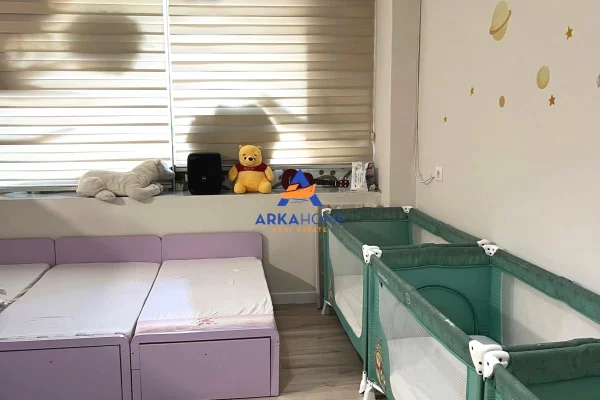 SHITET AMBIENT BIZNESI 140M2 "MBRAPA HOTEL RADISSON, LIQENI I THATE" 350000 EURO