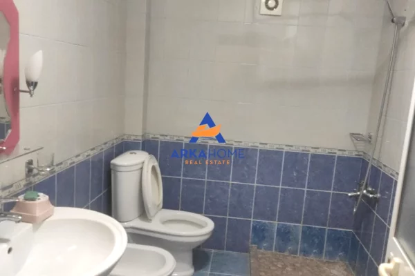 Shtepi me qera Apartament ne Tirane, 2+1, Mobilimi E mobiluar, Pagesa 550  Euro.