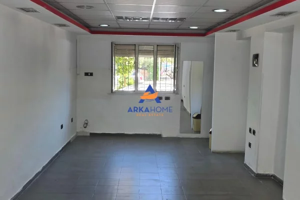 Ambient biznesi ne shitje 1+1 ne Tirane - 115,000 Euro