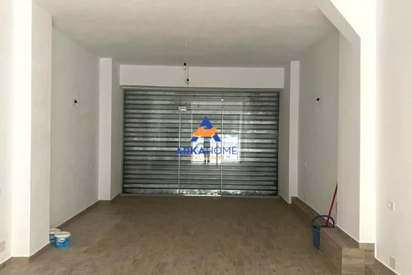 Ambient biznesi ne shitje 1+1 ne Tirane - 187,000 Euro