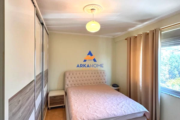 Shtepi me qera Apartament ne Tirane, 1+1, Mobilimi E mobiluar, Pagesa 400  Euro.