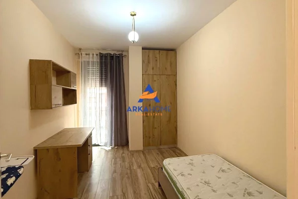 Shtepi me qera Apartament ne Tirane, 2+1, Mobilimi E mobiluar, Pagesa 750  Euro.