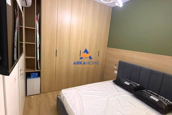Shtepi me qera Apartament ne Tirane, 1+1, Mobilimi E mobiluar, Pagesa 535  Euro.