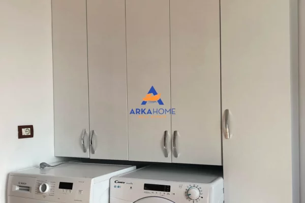 Shtepi me qera Apartament ne Tirane, 2+1, Mobilimi E mobiluar, Pagesa 535  Euro.