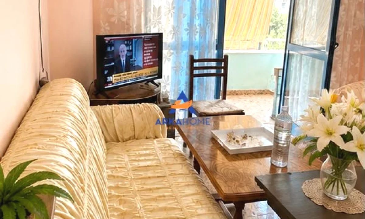 Shtepi ne shitje Apartament ne Tirane, 1+1, Mobilimi E mobiluar, Pagesa 150,053  Euro.