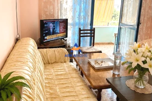 SHITET APARTAMENT 1+1+BALLKON "TEK DEGA E THESARIT" 1400000 LEKE