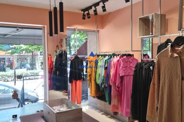 Ambient biznesi me qera 1+1 ne Tirane - 857 Euro