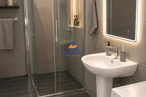 Shtepi ne shitje Apartament ne Tirane, 2+1, Mobilimi E mobiluar, Pagesa 90,000  Euro.