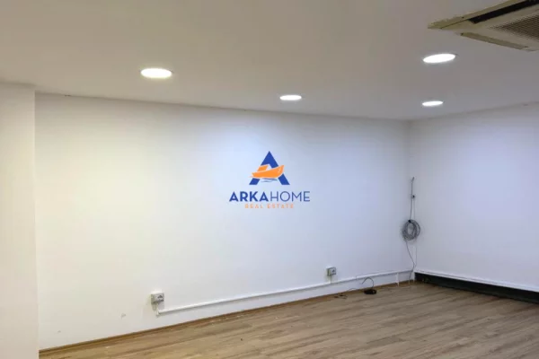 Ambient biznesi me qera 1+1 ne Tirane - 643 Euro