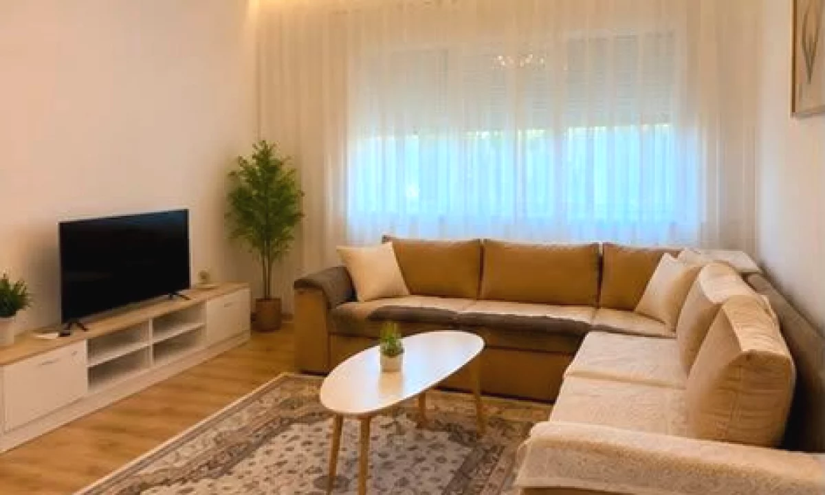 Shtepi me qera Apartament ne Tirane, 2+1, Mobilimi E mobiluar, Pagesa 803  Euro.