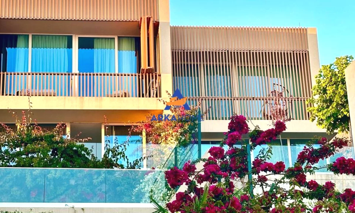 Shtepi ne shitje Apartament ne Vlore, 2+1, Mobilimi E mobiluar, Pagesa 771,704  Euro.