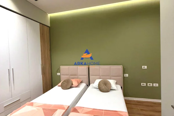 Shtepi me qera Apartament ne Tirane, 2+1, Mobilimi E mobiluar, Pagesa 643  Euro.