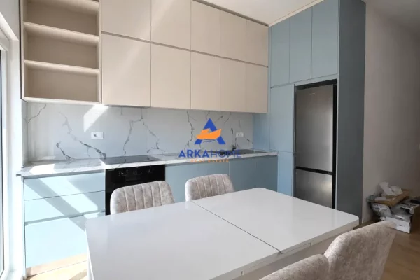 Shtepi me qera Apartament ne Tirane, 1+1, Mobilimi E mobiluar, Pagesa 535  Euro.