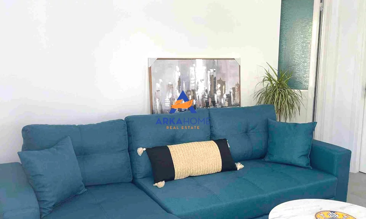 Shtepi me qera Apartament ne Tirane, 2+1, Mobilimi E mobiluar, Pagesa 535  Euro.