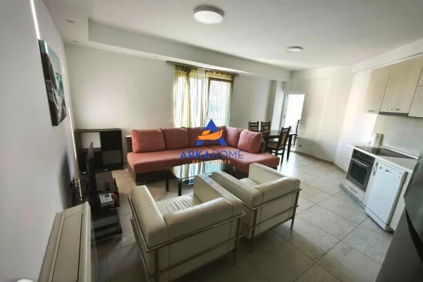 Shtepi me qera Apartament ne Tirane, 2+1, Mobilimi E mobiluar, Pagesa 750  Euro.