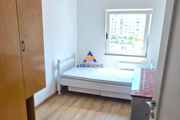 Shtepi me qera Apartament ne Tirane, 2+1, Mobilimi E mobiluar, Pagesa 750  Euro.