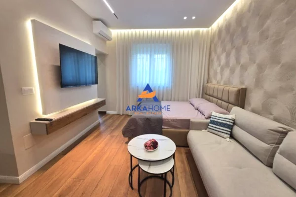 Shtepi ne shitje 1+1 ne Tirane - 120,000 Euro