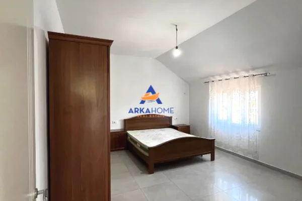 Shtepi me qera Apartament ne Tirane, 2+1, Mobilimi E mobiluar, Pagesa 400  Euro.