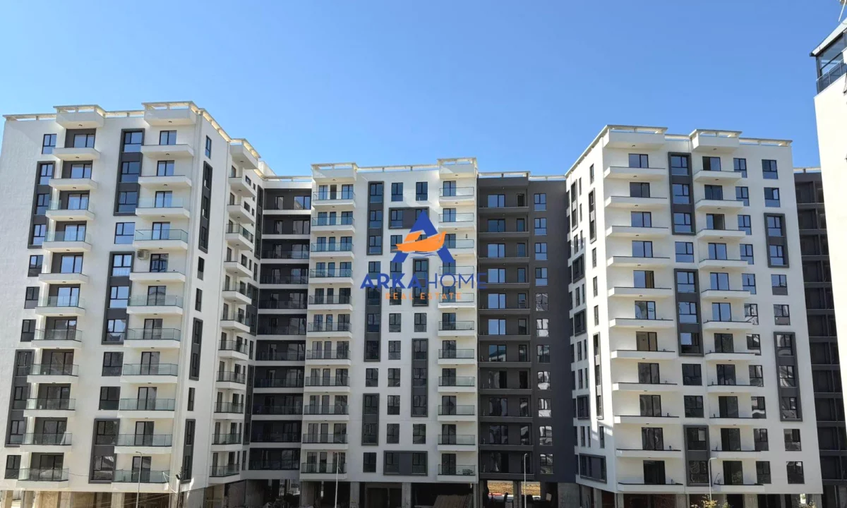 Shtepi ne shitje Apartament ne Tirane, 2+1, Mobilimi Bosh, pa mobiluar, Pagesa 155,720  Euro.