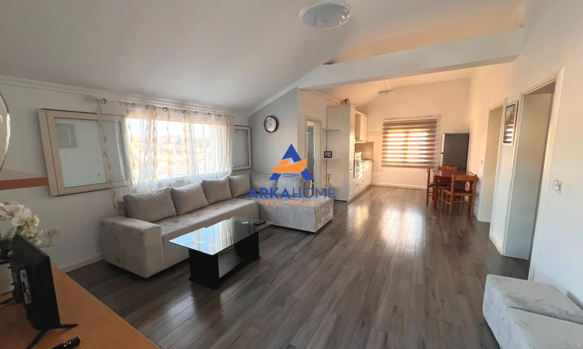 Shtepi me qera Apartament ne Tirane, 2+1, Mobilimi E mobiluar, Pagesa 428  Euro.
