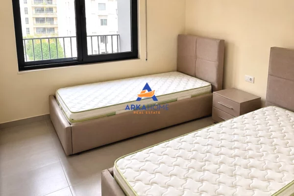 Shtepi me qera Apartament ne Tirane, 2+1, Mobilimi E mobiluar, Pagesa 589  Euro.