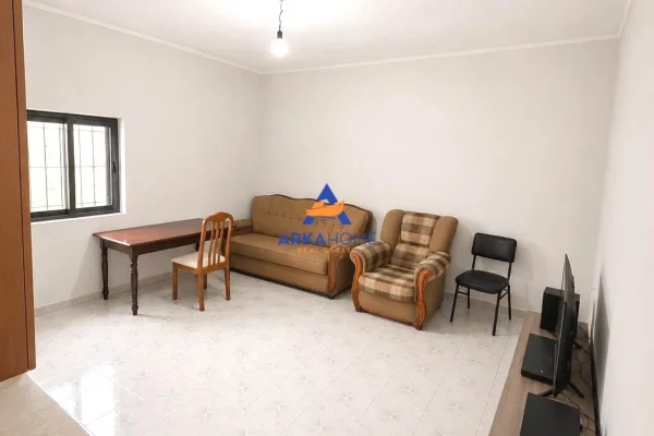 Shtepi ne shitje 3+1 ne Tirane - 200,000 Euro