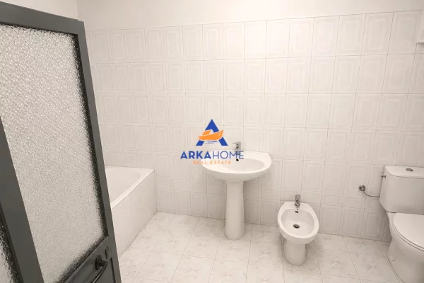 Shtepi ne shitje Shtepi Private ne Tirane, 3+1, Mobilimi Bosh, pa mobiluar, Pagesa 200,000  Euro.