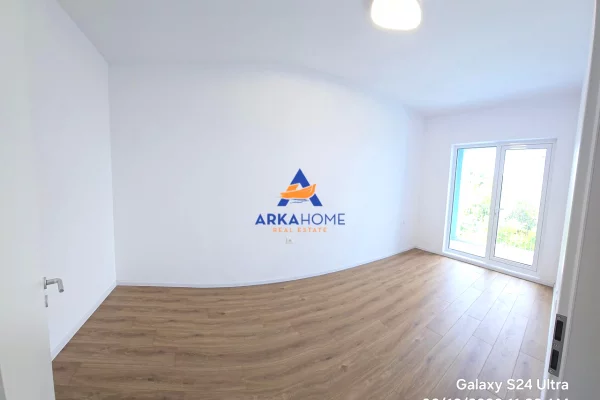 Shtepi me qera Apartament ne Tirane, 1+1, Mobilimi Bosh, pa mobiluar, Pagesa 321  Euro.