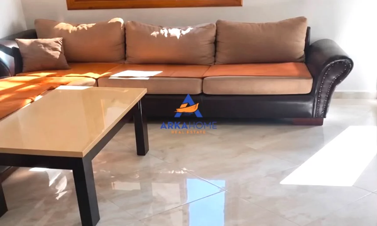 Shtepi me qera Apartament ne Tirane, 2+1, Mobilimi E mobiluar, Pagesa 375  Euro.