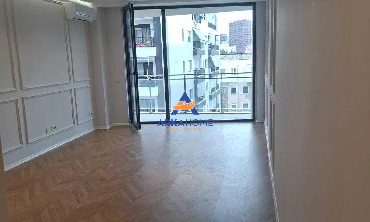 Shtepi me qera Apartament ne Tirane, 2+1, Mobilimi Bosh, pa mobiluar, Pagesa 1,000  Euro.