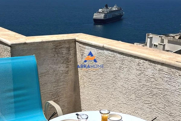 Shtepi ne shitje Apartament ne Sarande, 2+1, Mobilimi E mobiluar, Pagesa 260,000  Euro.
