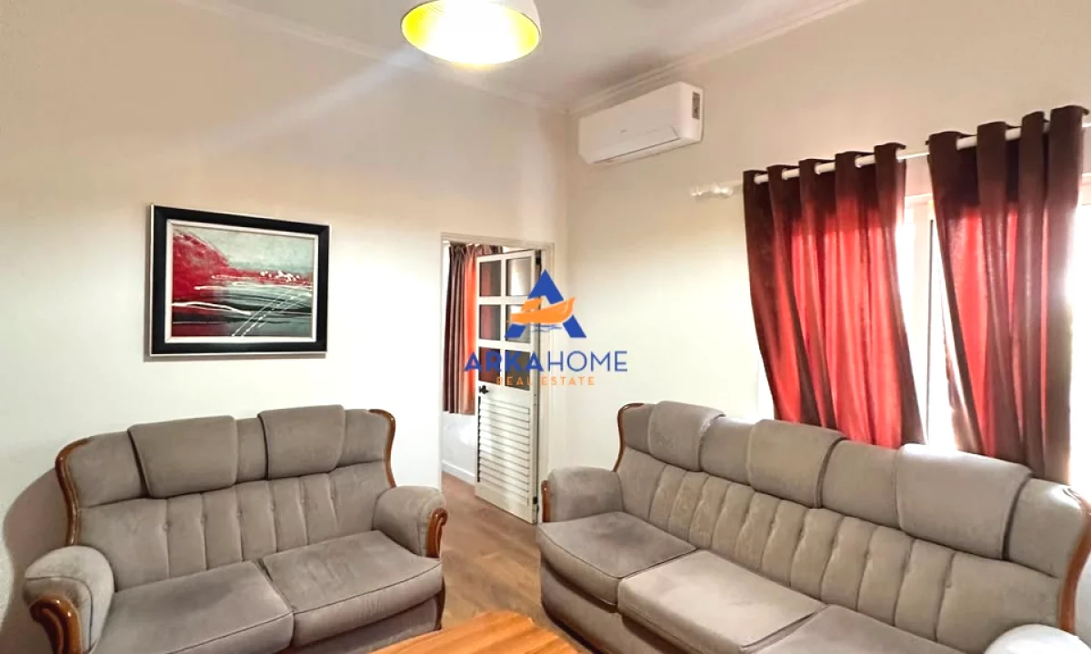 Shtepi me qera Apartament ne Tirane, 1+1, Mobilimi E mobiluar, Pagesa 375  Euro.