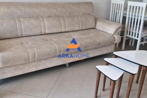 Shtepi me qera Apartament ne Tirane, 1+1, Mobilimi E mobiluar, Pagesa 537  Euro.