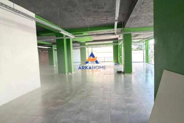 Ambient biznesi me qera 1+1 ne Tirane - 1,020 Euro