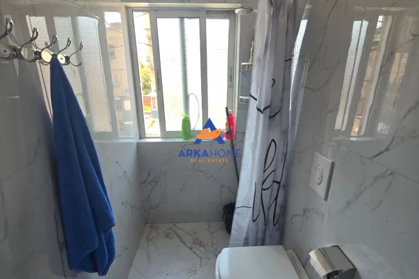 Shtepi me qera Apartament ne Tirane, Garsoniere, Mobilimi E mobiluar, Pagesa 472  Euro.