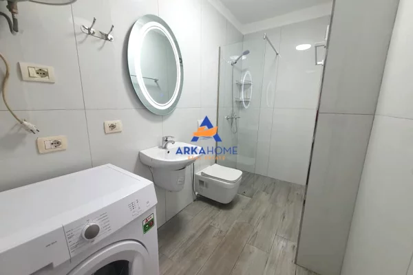 Shtepi me qera Apartament ne Tirane, Garsoniere, Mobilimi E mobiluar, Pagesa 483  Euro.